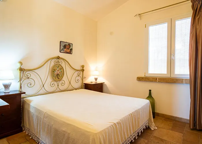 La Casetta Di Campagna Di Paf Racale